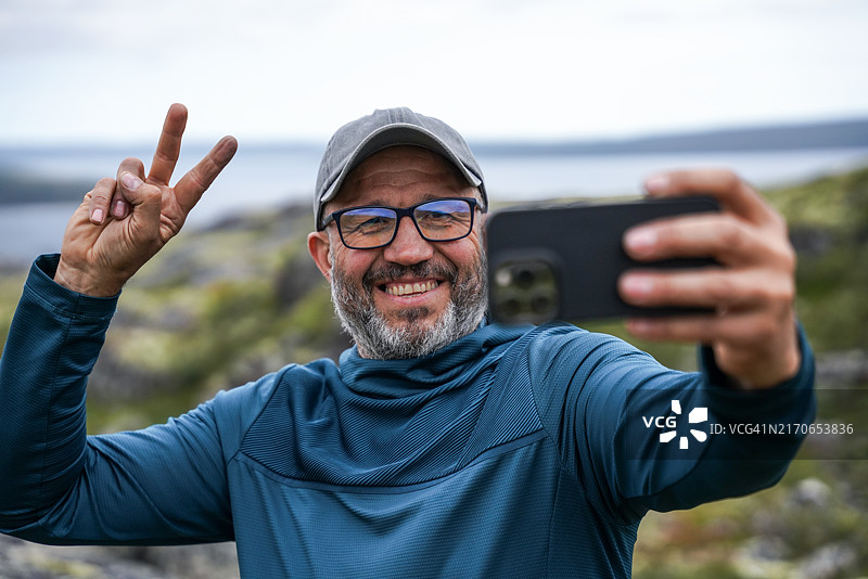 旅途中的在线交流图片素材