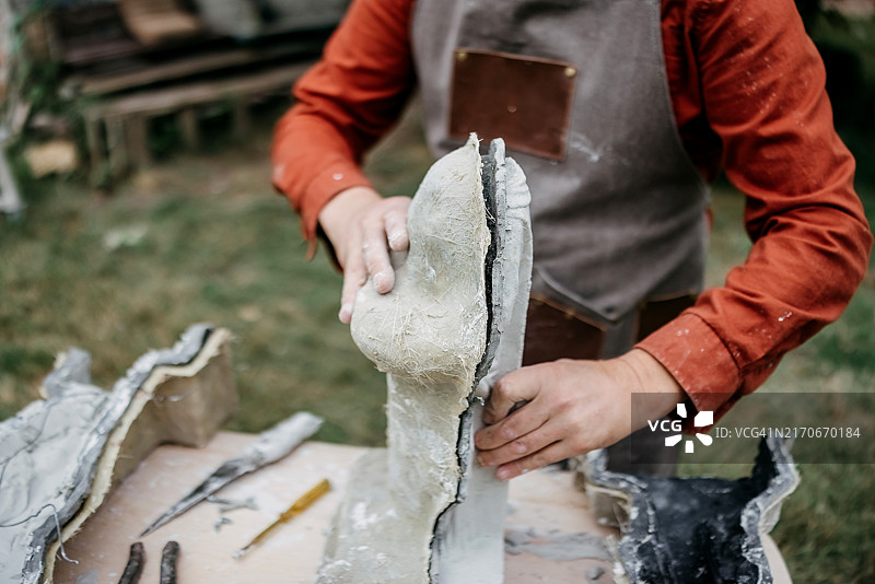 石匠雕刻雕塑图片素材