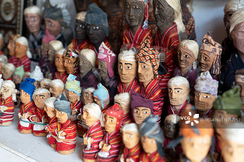 托拉雅陶陶娃娃纪念品图片素材