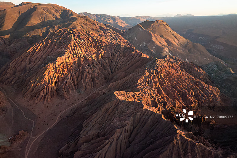 彩虹谷、死亡谷、阿塔卡马沙漠航拍，智利，南美图片素材