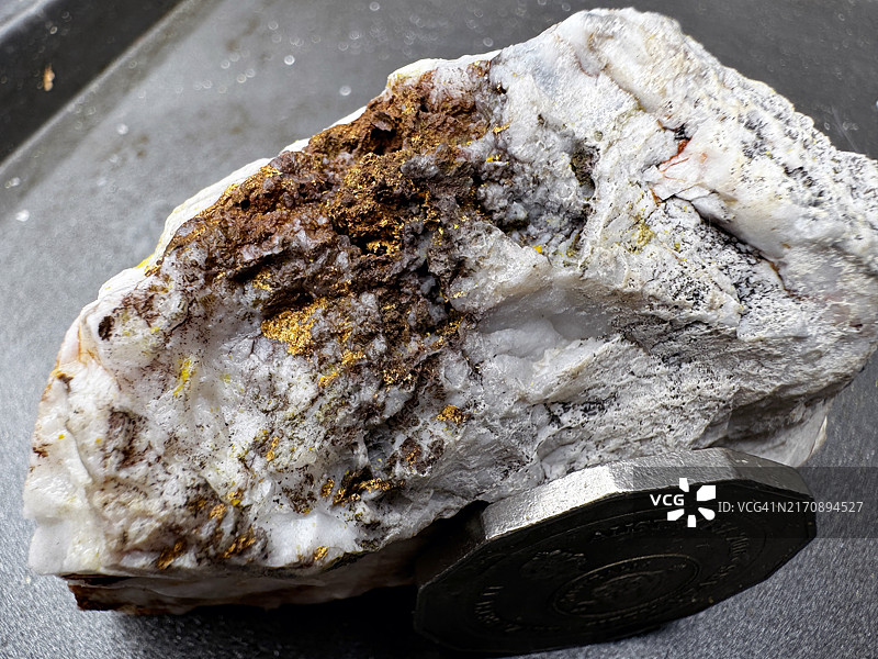 石英礁中可见的富矿带图片素材