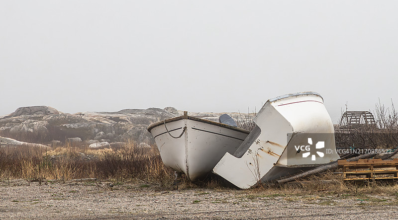搁浅的船只图片素材