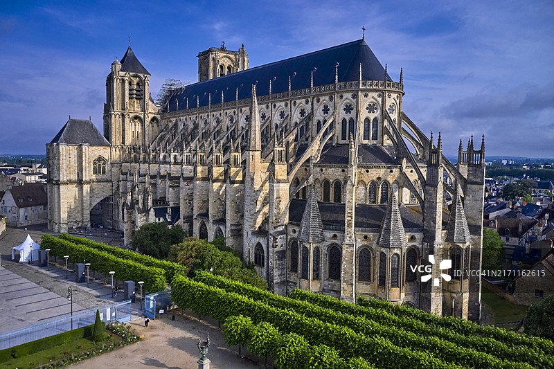 法国布尔日圣艾蒂安大教堂图片素材