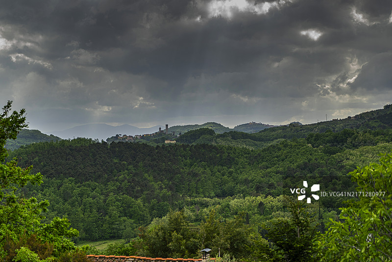 托斯卡纳，皮斯托亚附近风景图片素材