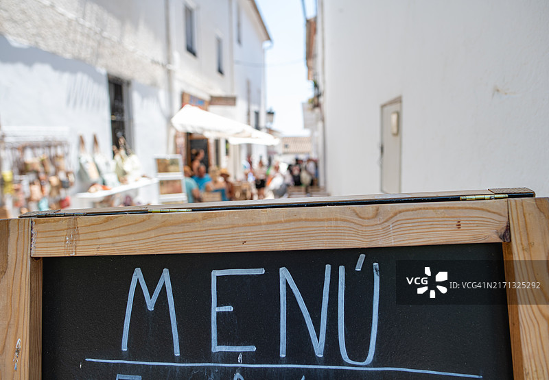 旅游景点附近餐厅的菜单黑板图片素材