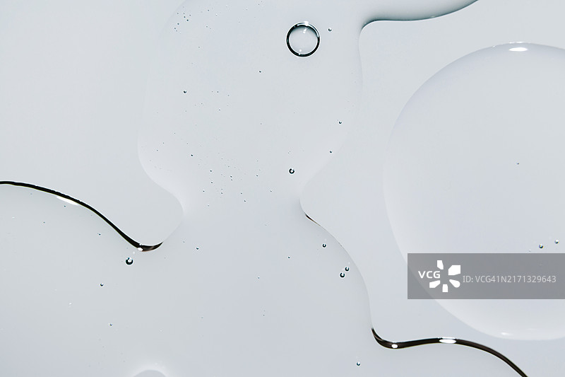 含气泡的透明凝胶或精华液纹理图片素材