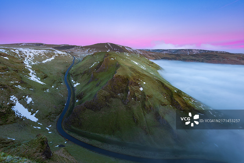 英国峰区石灰岩地貌图片素材