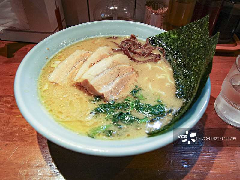 红烧肉海苔豚骨拉面图片素材