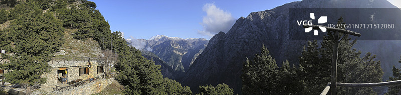 克里特岛萨马利亚峡谷入口处的山间小屋，希腊图片素材