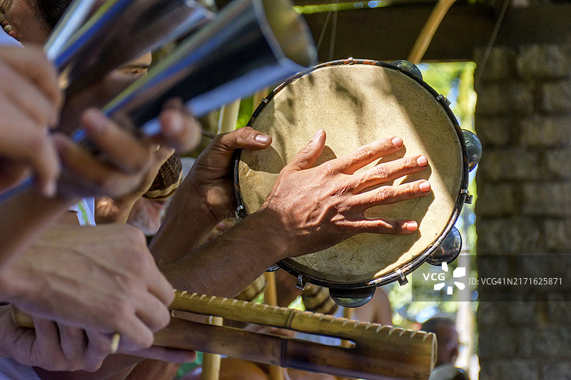手鼓和其他巴西卡波耶拉打击乐器图片素材
