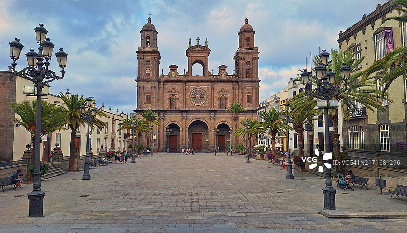 大教堂和圣安娜广场，拉斯帕尔马斯市中心区的心脏图片素材