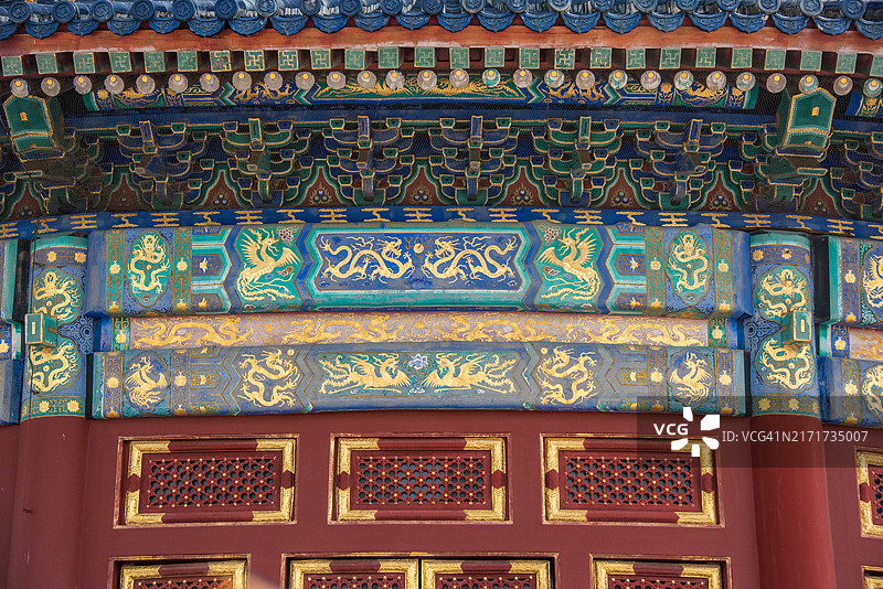 北京天坛装饰过的屋檐托架图片素材