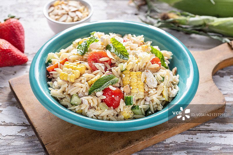 奥佐沙拉图片素材