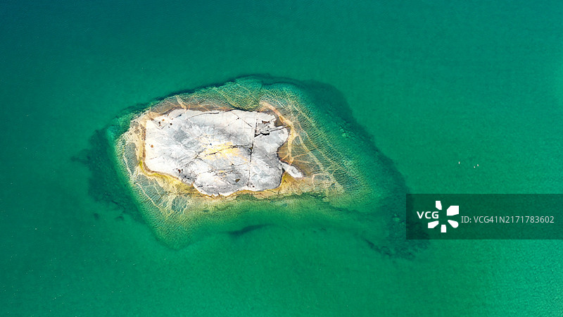 加拿大安大略省阿尔戈马北部未组织区海景鸟瞰图片素材