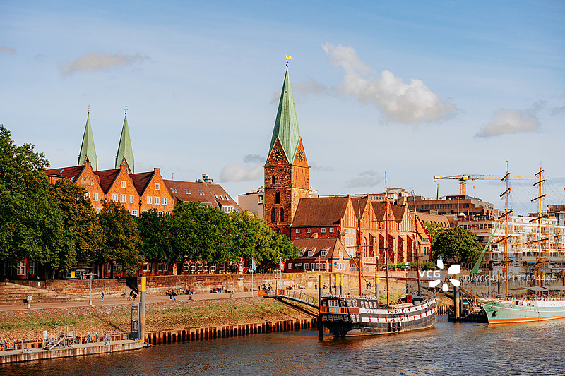 德国不来梅施拉赫特步道圣马丁教堂马提尼码头图片素材