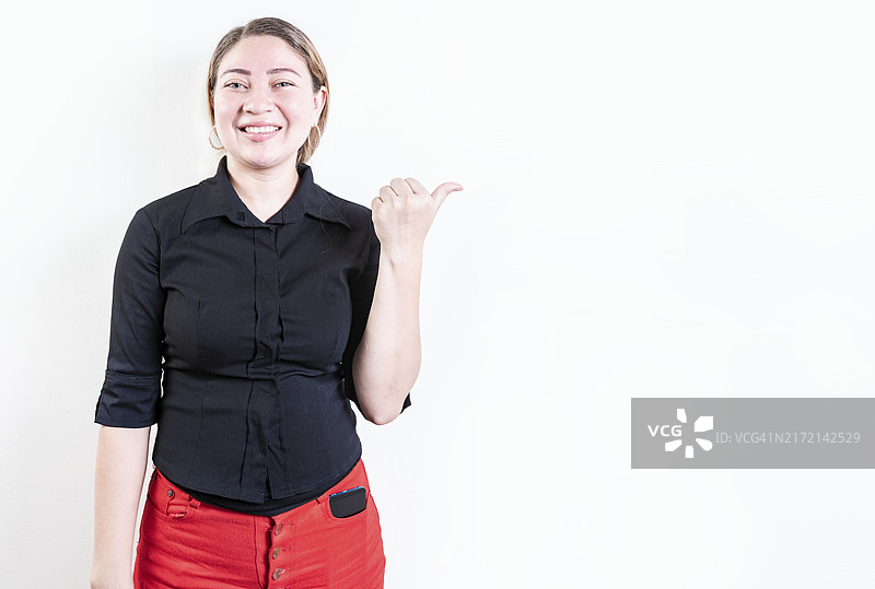 指向banner的年轻女孩图片素材