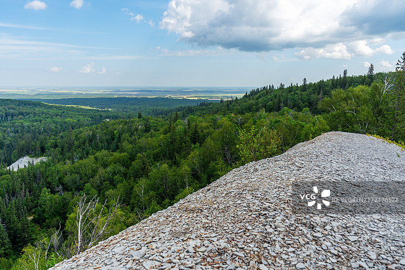 光秃山丘的景观图片素材