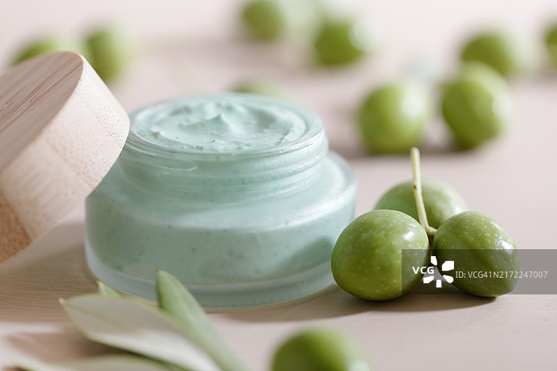 橄榄保湿霜图片素材