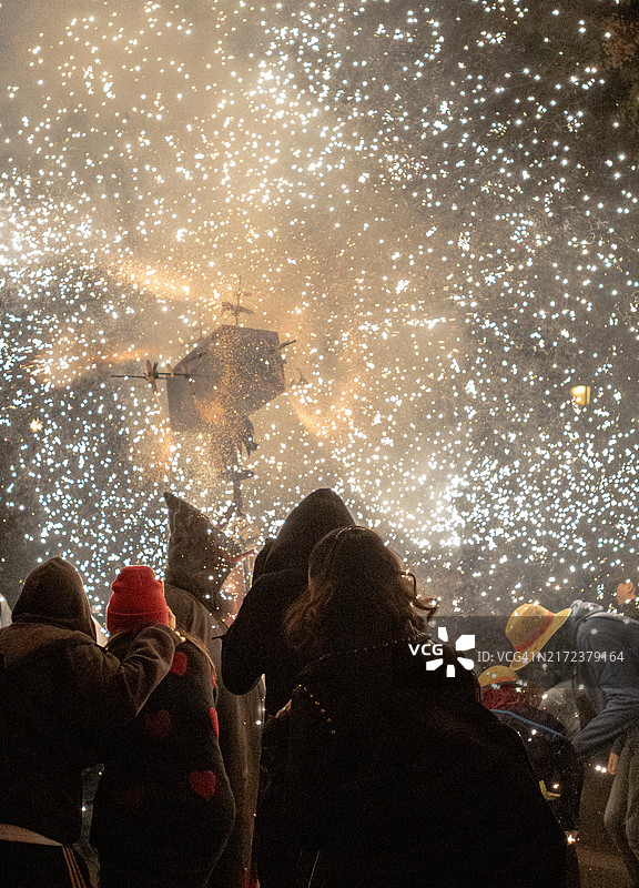 西班牙巴塞罗那的火焰庆典图片素材