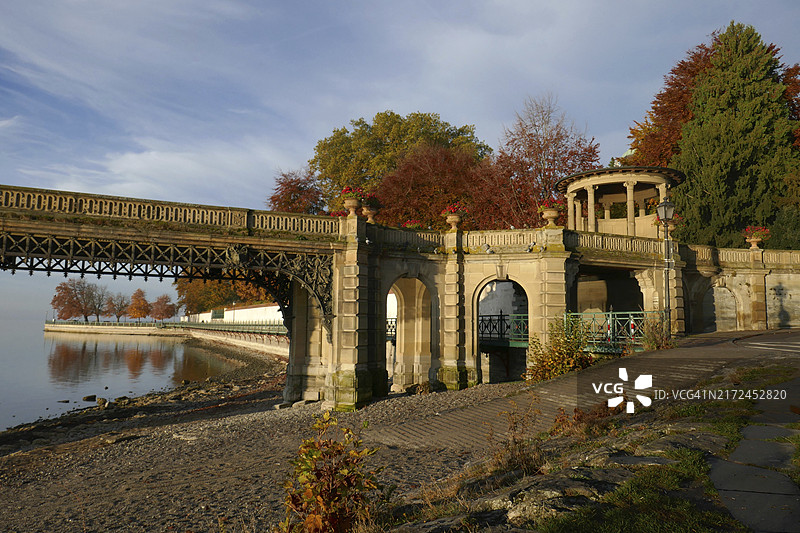 腓特烈港皇家夏宫的城堡港口，位于博登湖畔图片素材