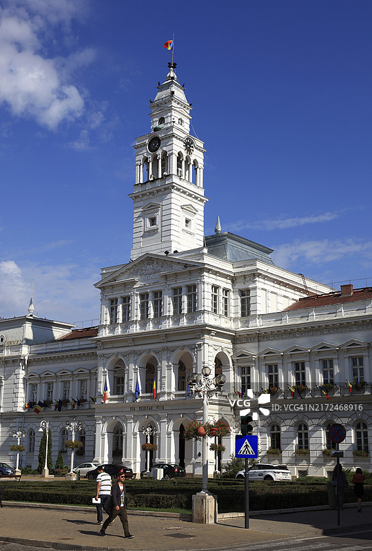 罗马尼亚阿拉德市中心及市政厅广场图片素材