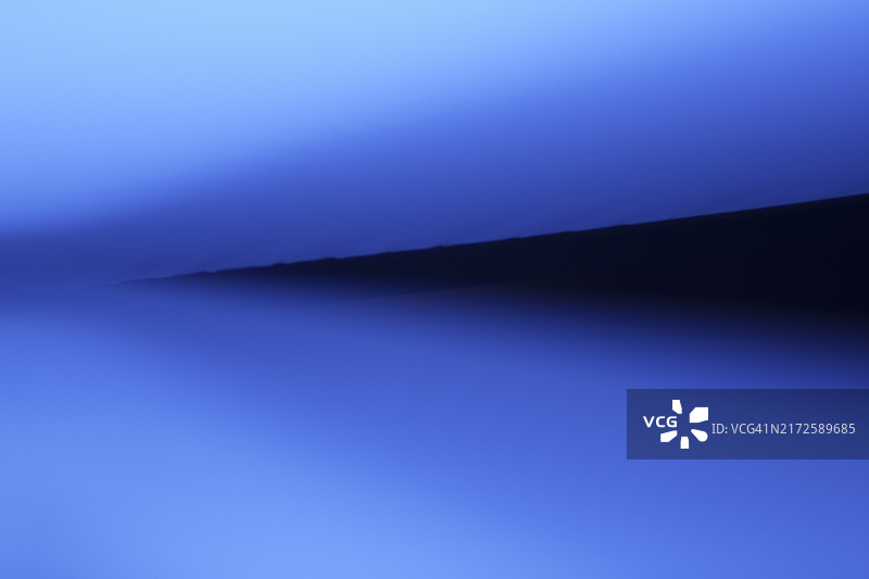 抽象黑蓝色背景图片素材