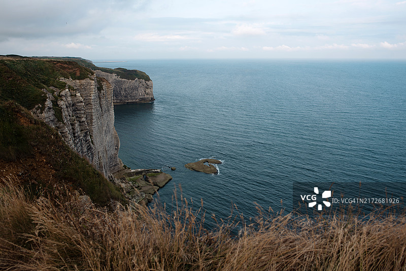 海景岩石风光：法国诺曼底埃特勒塔图片素材