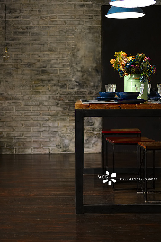 晚餐摆设空桌图片素材