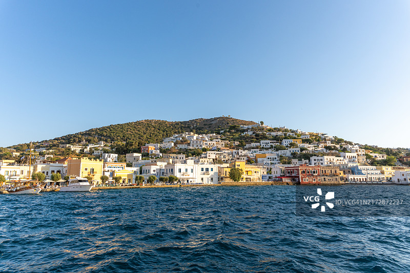 希腊莱罗斯岛上的阿吉亚码头镇图片素材