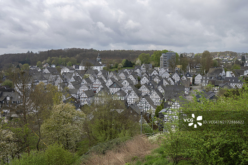 德国北莱茵-威斯特法伦弗罗伊登贝格古镇全景，17世纪图片素材