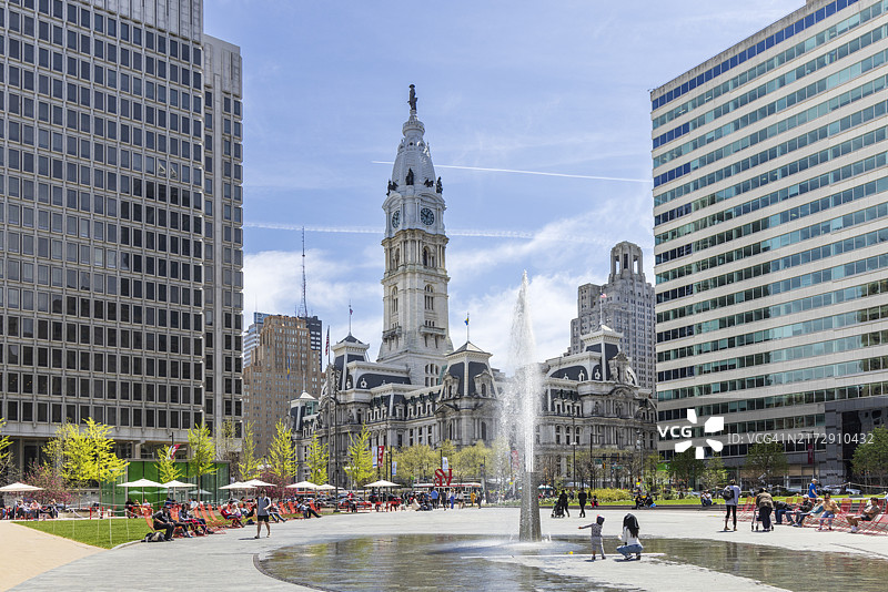 春天的爱情广场和市政厅广场图片素材