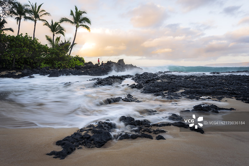 马凯纳海湾的渔民图片素材