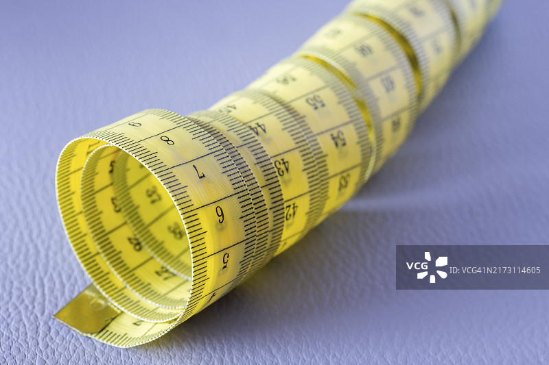 黄色卷尺图片素材