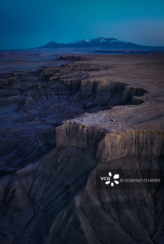 美国犹他州韦恩县岩层风景图片素材