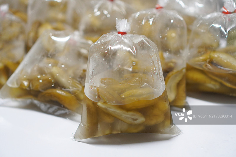 贡布藤黄发酵果实图片素材