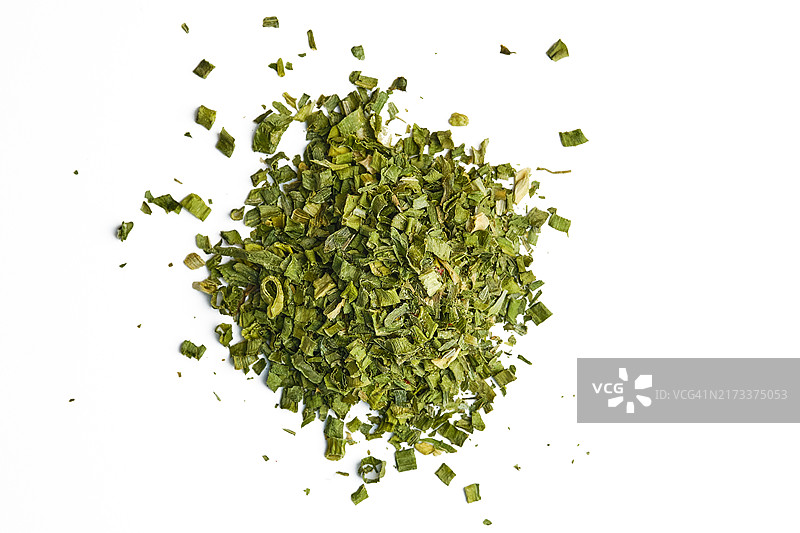 白色背景上的干葱堆图片素材