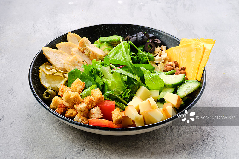 作为开胃菜的沙拉和各种小吃图片素材