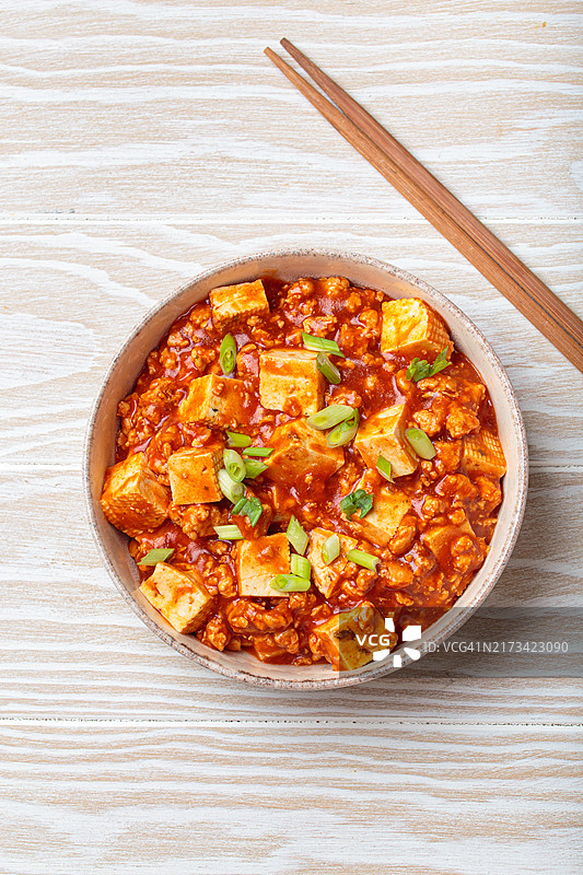 传统麻婆豆腐碗顶视图图片素材