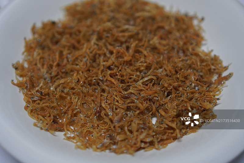香炸小银鱼图片素材