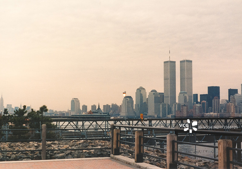 世界贸易中心双子塔，1990年代纽约市天际线图片素材