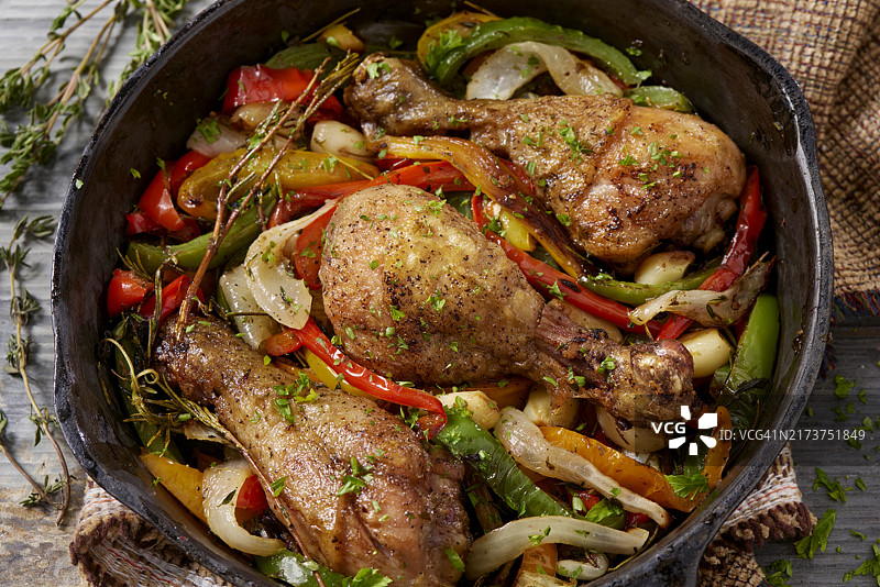 平底锅烤鸡腿图片素材