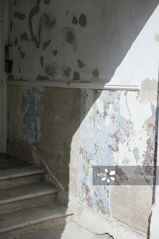 阳光下的门口图片素材