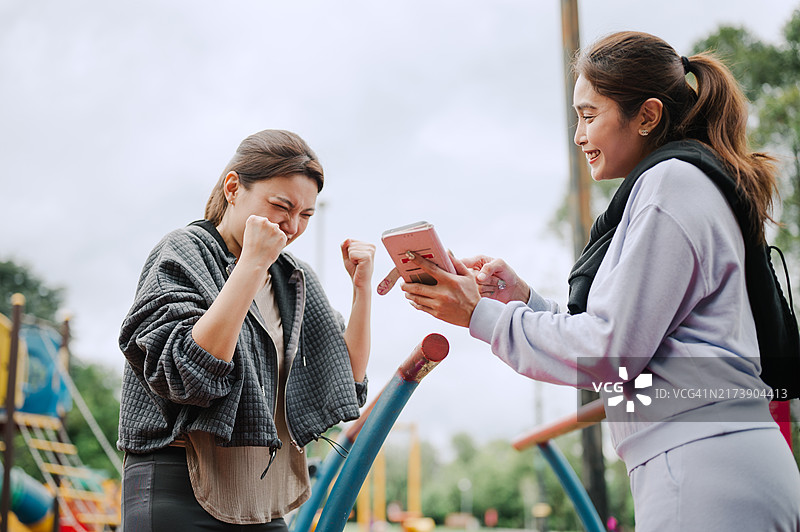 是的，我们成功了。图片素材