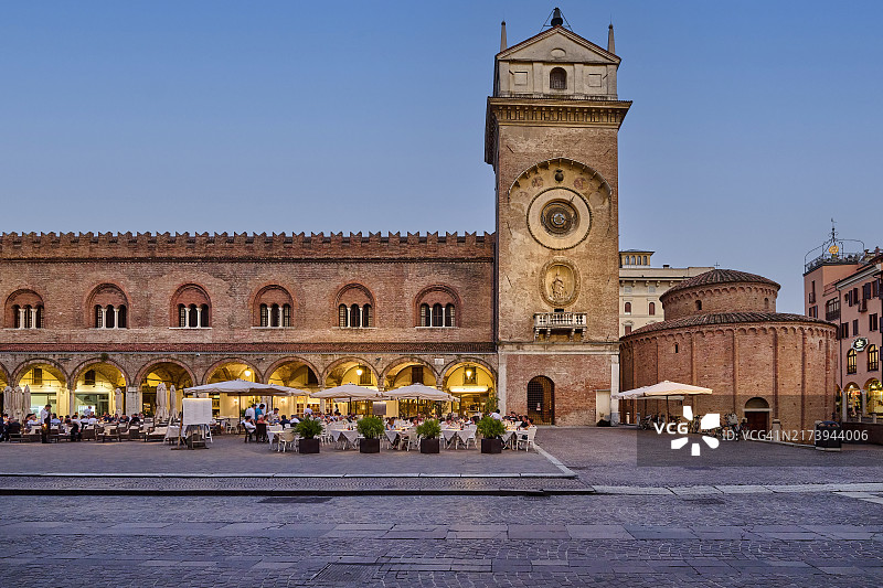 意大利曼图亚的埃尔贝广场图片素材