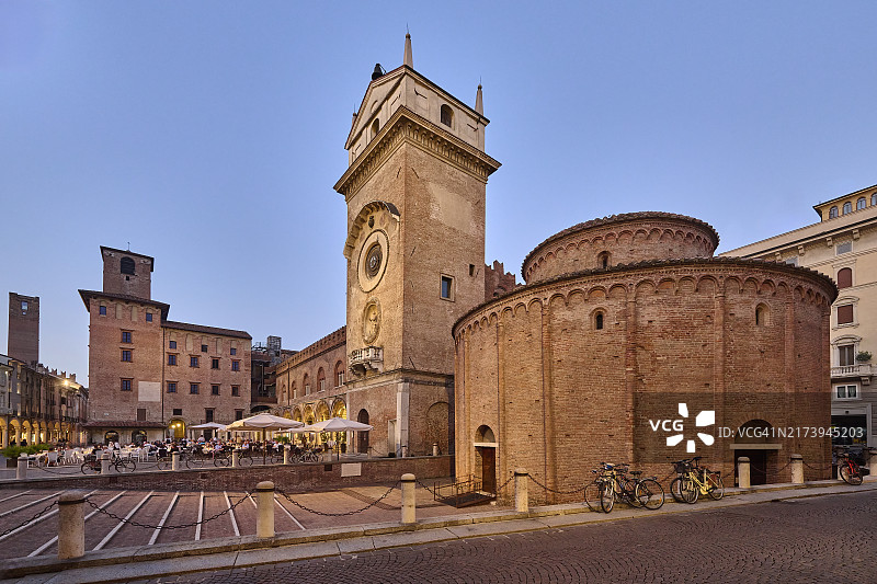 意大利曼图亚的埃尔贝广场图片素材