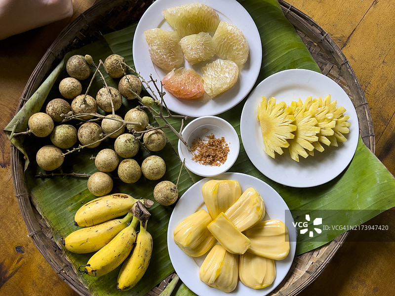 越南欢迎礼：美味的新鲜水果图片素材