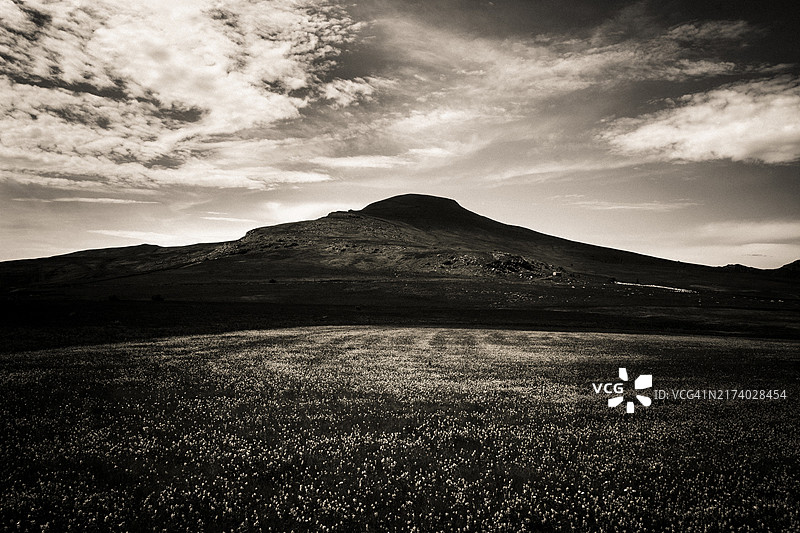 多尔山脉，桑西山。奥弗涅火山自然公园。多姆山省。奥弗涅-罗讷-阿尔卑斯。法国图片素材