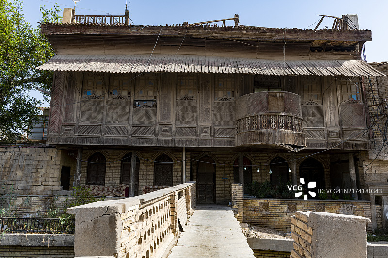 伊拉克巴士拉的古老商户房屋图片素材