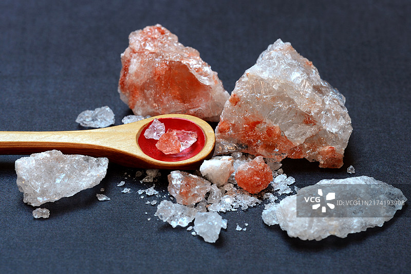 奥地利天然盐晶体图片素材