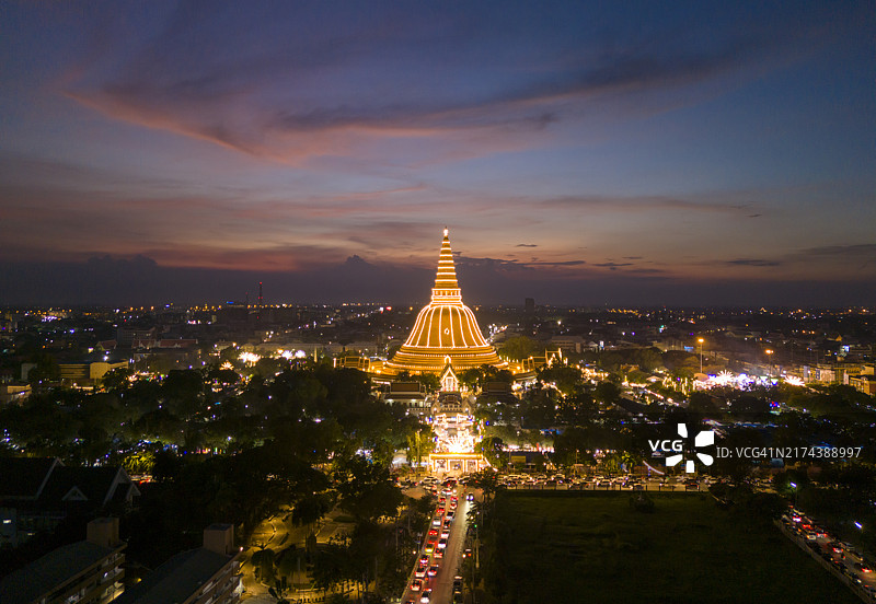 泰国佛统大金塔图片素材